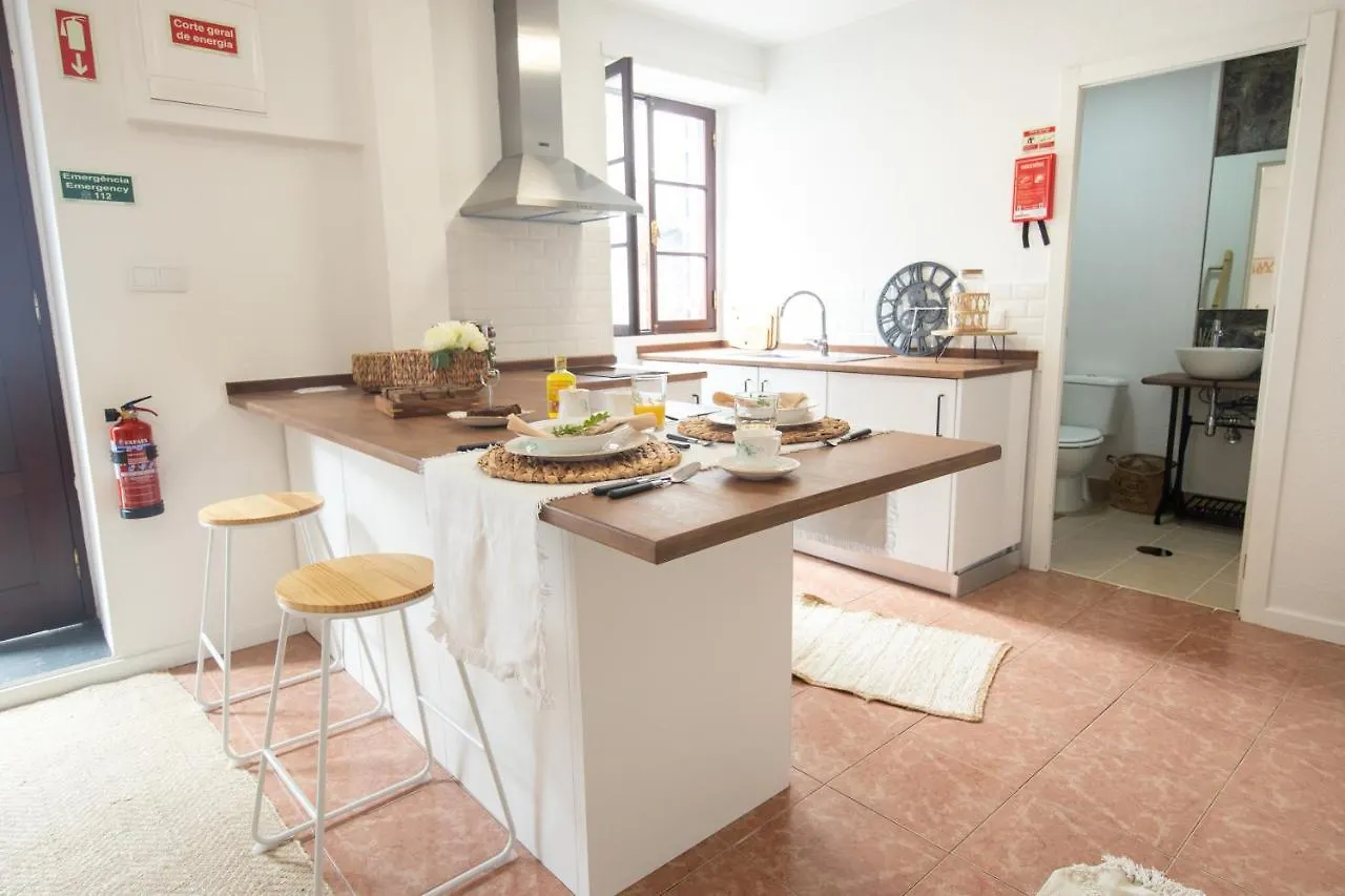 The Village House Машику 0*,