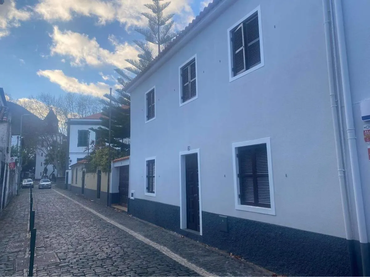 The Village House Machico  0*, Machico (Madeira)